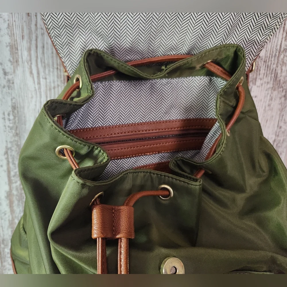 Steve Madden Green and Brown Backpack - Picture 7 of 16